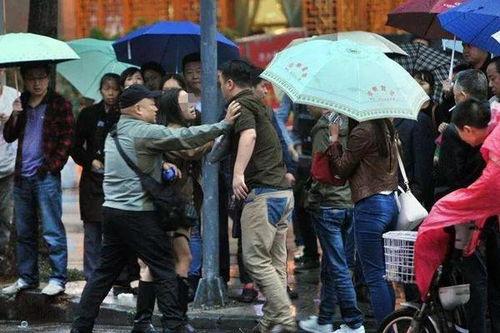 舒城吃瓜群众事件真相视频,真相视频曝光背后的故事